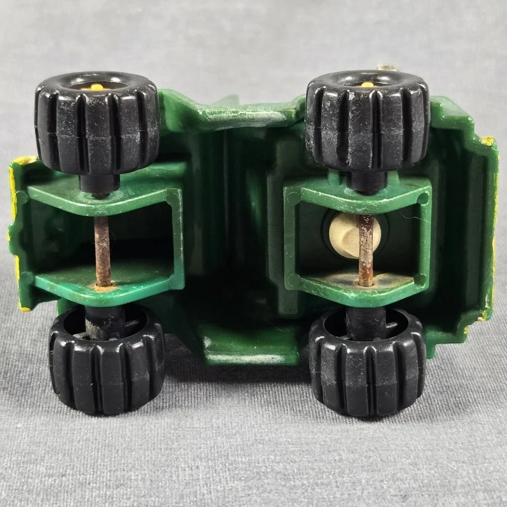 Vintage 1988‎ McDonald's Mac Tonight Moon Man in Green Jeep Retro Happy Meal Toy